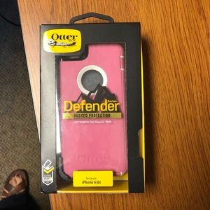 Otterbox Defender Series Pink, 6/6s. New in Box.
